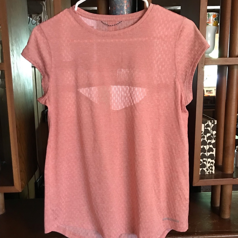 Patagonia Pink Textured Fabric short sleeve top